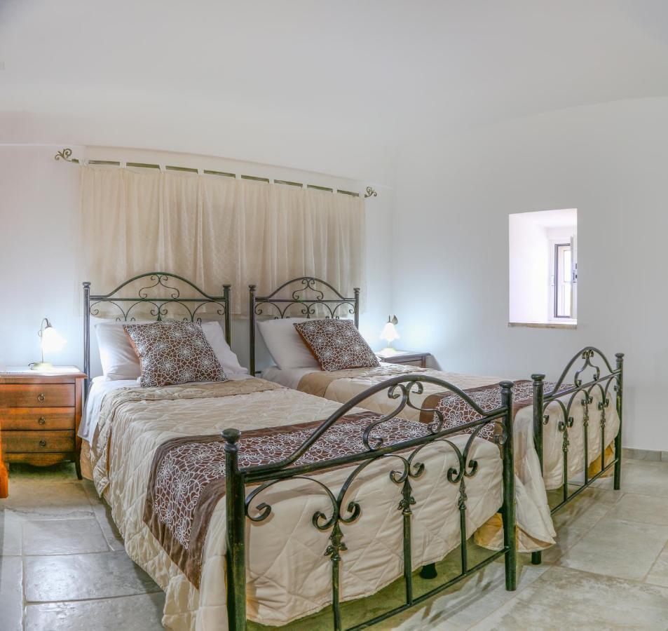 Il Trullo Felice Villa Locorotondo Exterior photo
